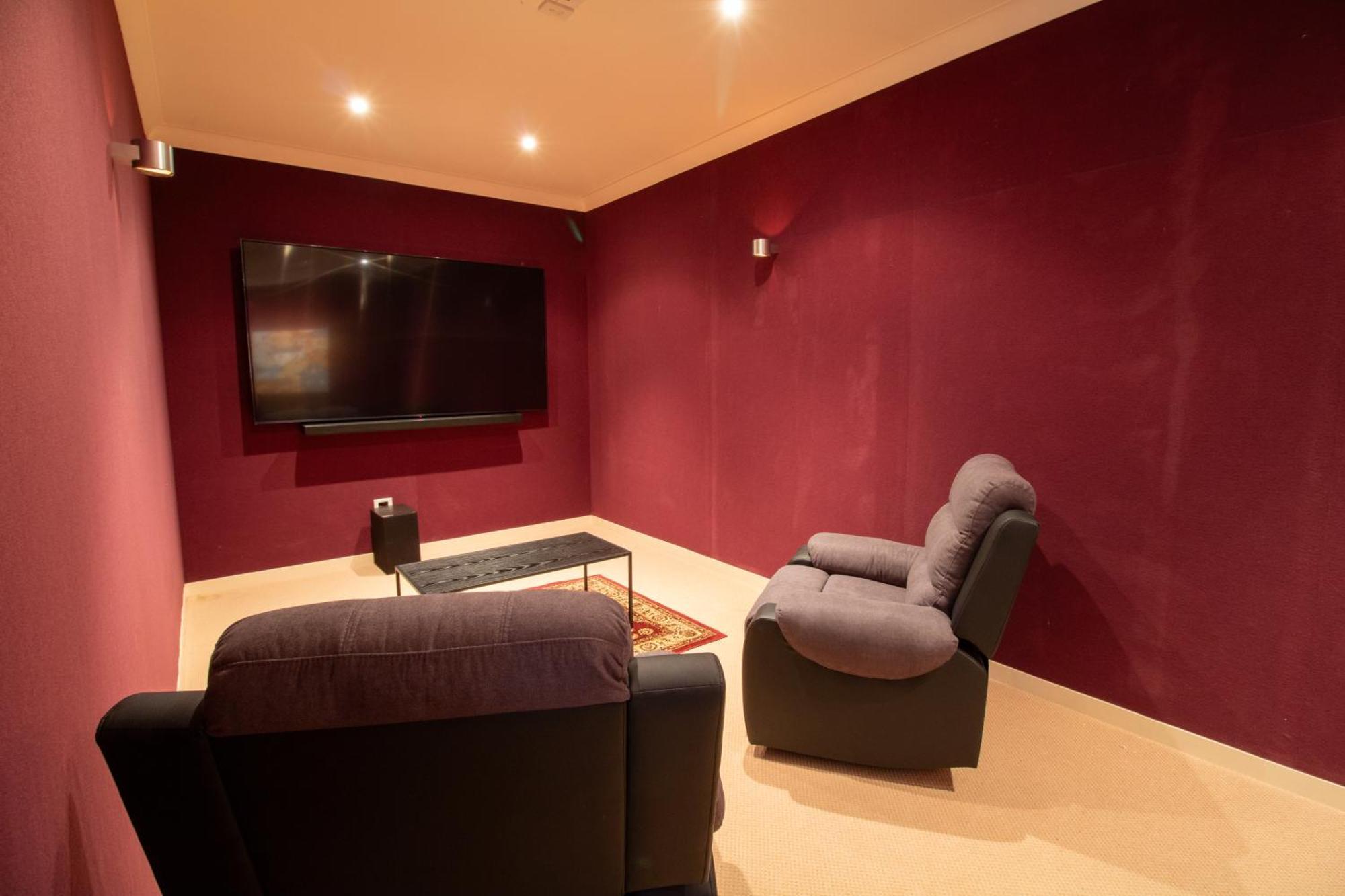 Large Luxury Apartment Located Right In Town Lago Lago Taupo Exterior foto